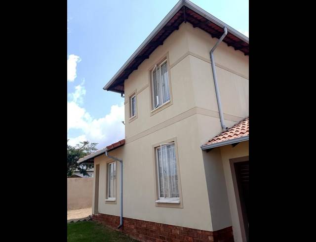 3 BEDROOM CLUSTER FOR SALE IN KYA SANDS